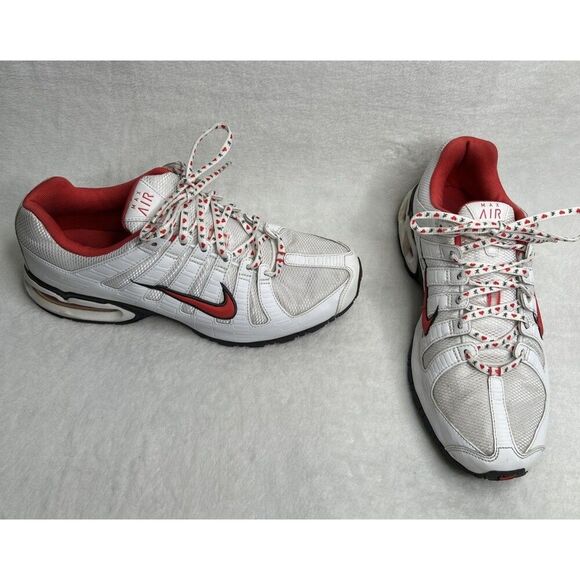 Nike Max Air 317988-161 Running Shoe Women’s Size 10 White Red Hearts On Laces - Picture 1 of 12